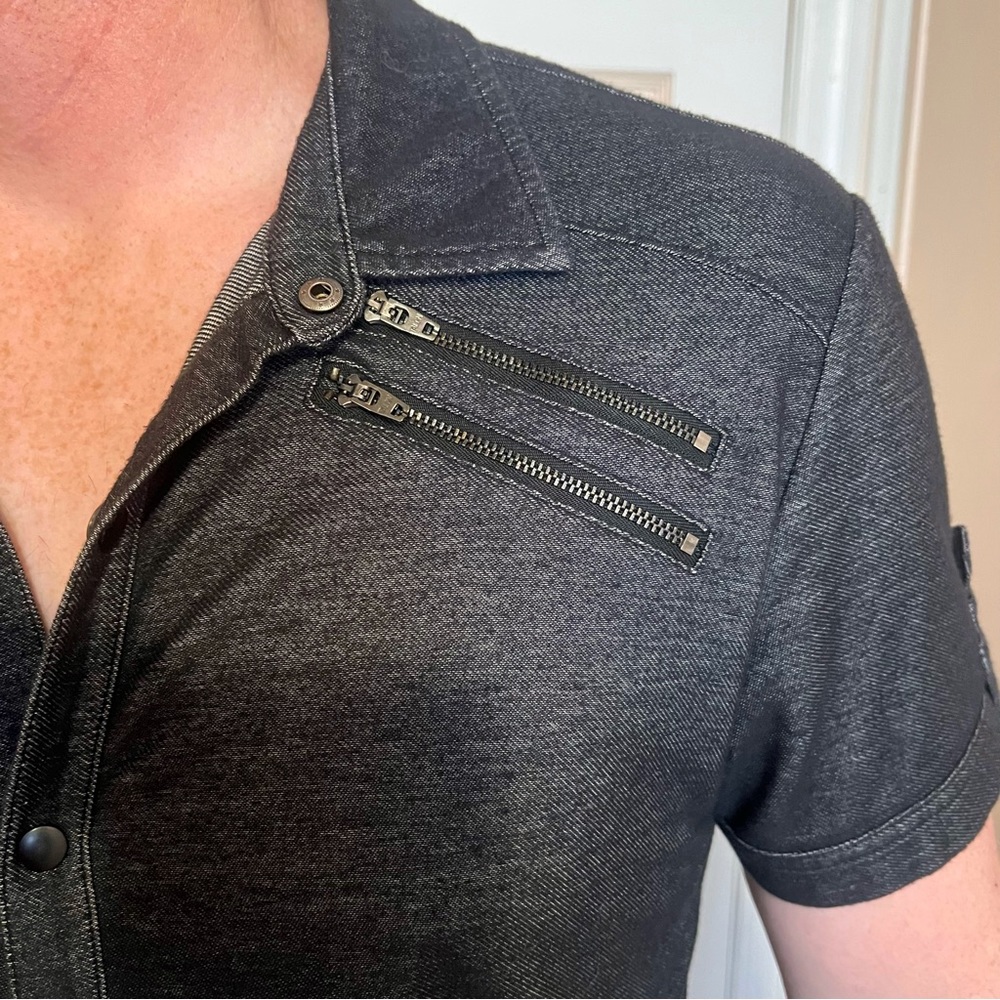 By GUESS Men’s Casual Biker Punk Button Down Shirt - Muscle Stretch Fit - L